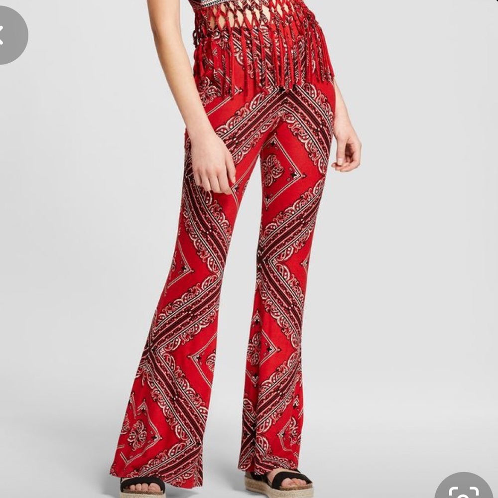 Xhilaration Bandana Red Leggings